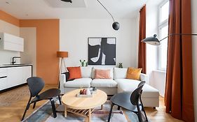 Artful 1Br Suite, City Nearby By Hm